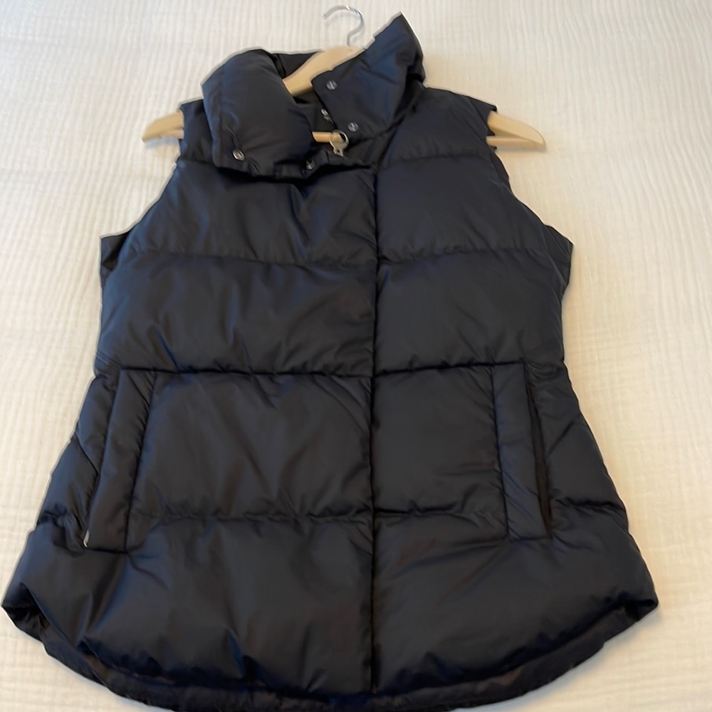 Athleta Down Vest